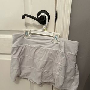 white lululemon skirt